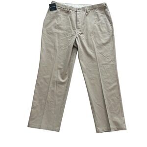 NWT Haggar Men's Size 40 x 30 Khaki Pants Classic American Fit 100% Cotton